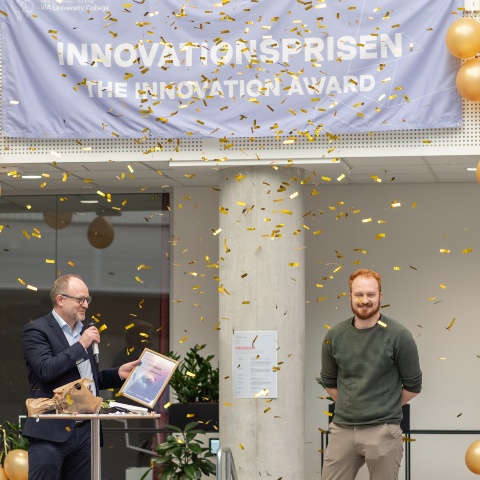 Innovationsprisen 2022 overrækkes til humAID.