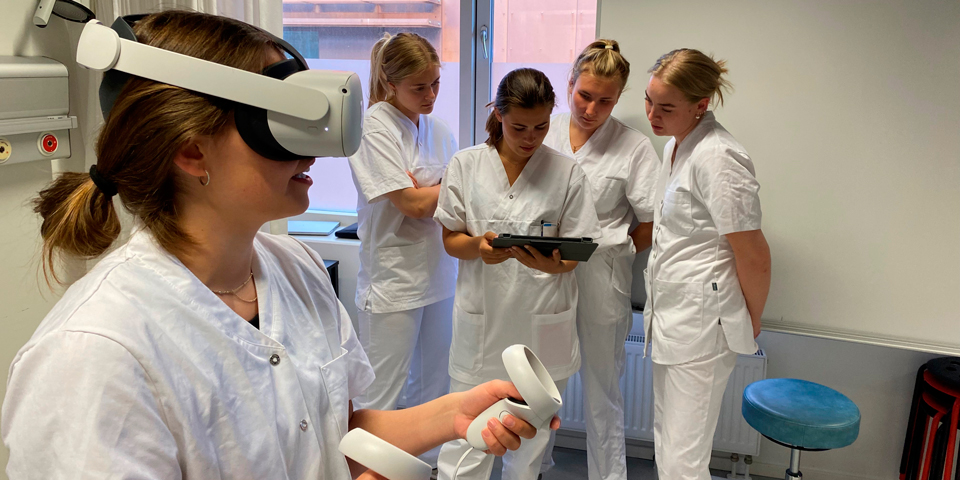 Læring gennem VR på VIA Sygeplejerskeuddannelsen