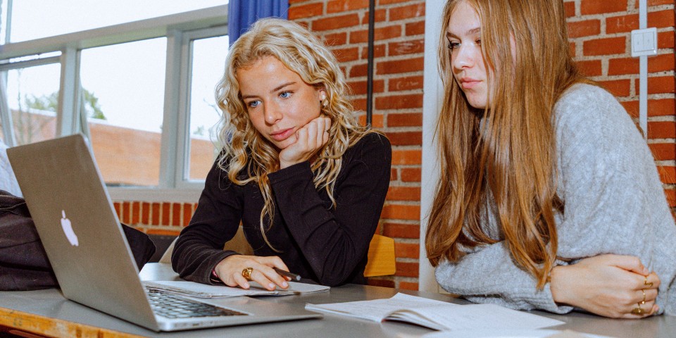 Piger fra Odder Gymnasium