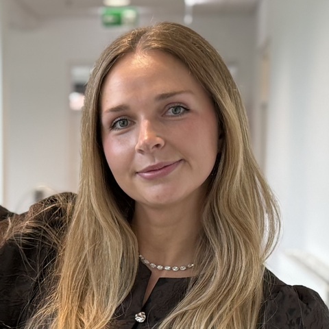 Frederikke læser en professionsmaster i pædagogisk-psykologisk rådgivning